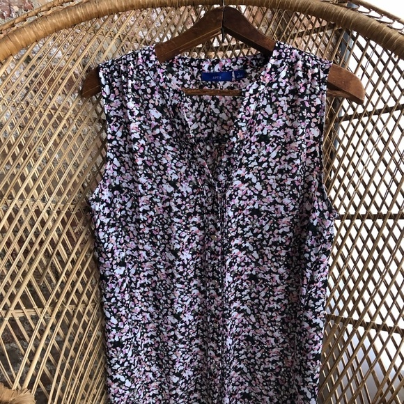 Apt 9 sleeveless blouse - Picture 2 of 5
